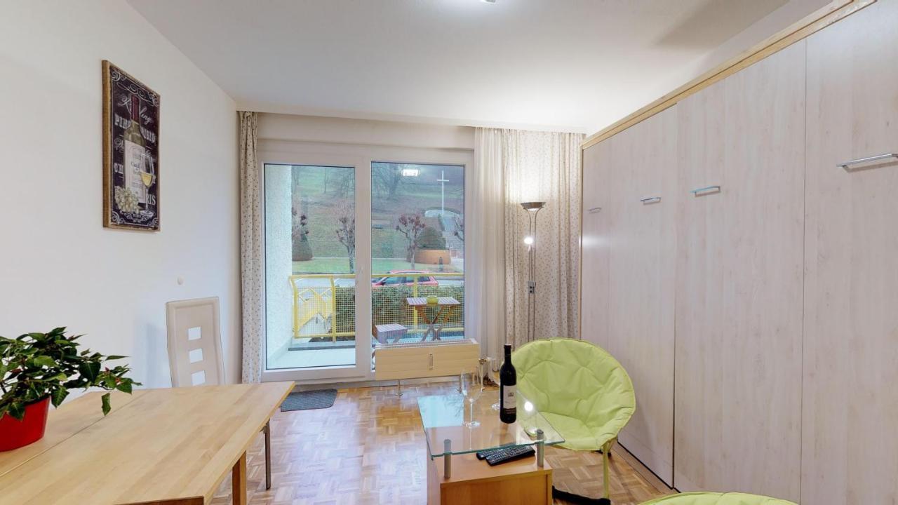 Vintage Garconiere Mit Balkon - 25 M2 Apartment Gmunden Exterior photo