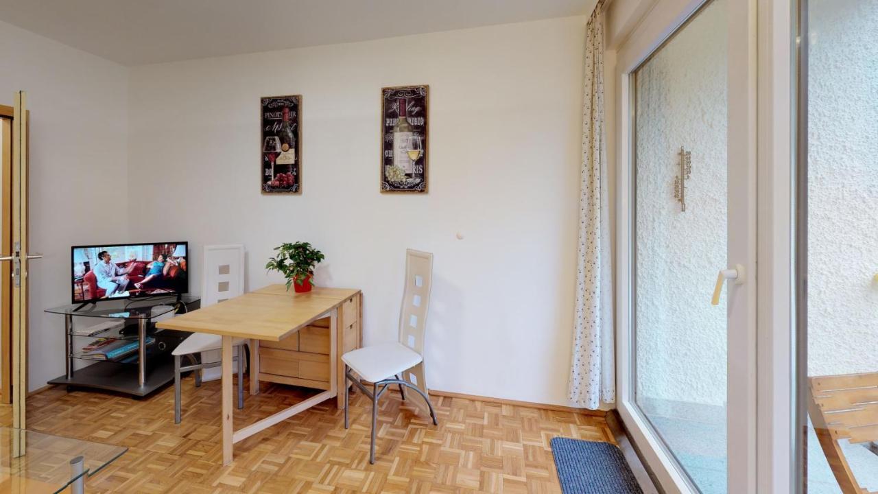 Vintage Garconiere Mit Balkon - 25 M2 Apartment Gmunden Exterior photo